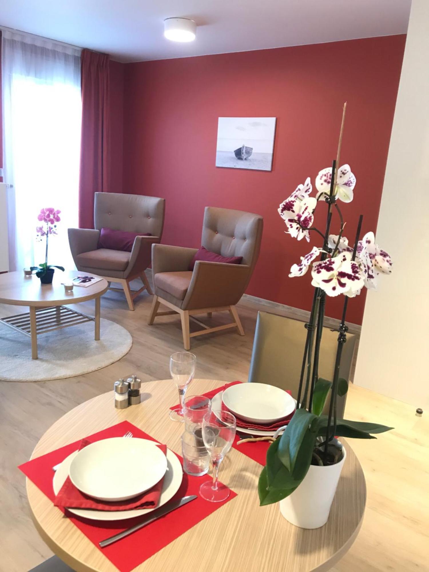 Zenao Montreuil- Croix De Chavaux Lejlighed Montreuil  Eksteriør billede